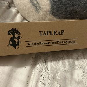 Stainless steel drinking straws set